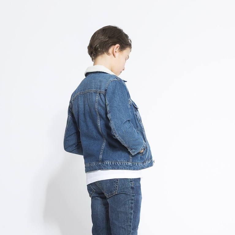 Takki "Winter borrow star" Takki "Winter borrow star"